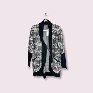 Sugar lips open sweater‎ NWT